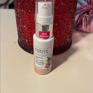 Physicians Formula Organic Wear Blush with White Pump